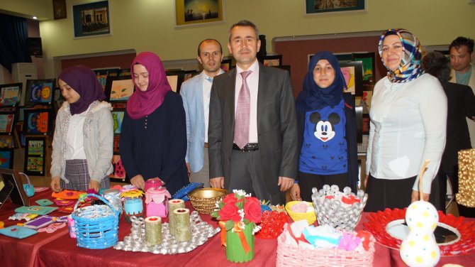 Çubuk'ta TÜBİTAK 4006 Bilim Fuarı