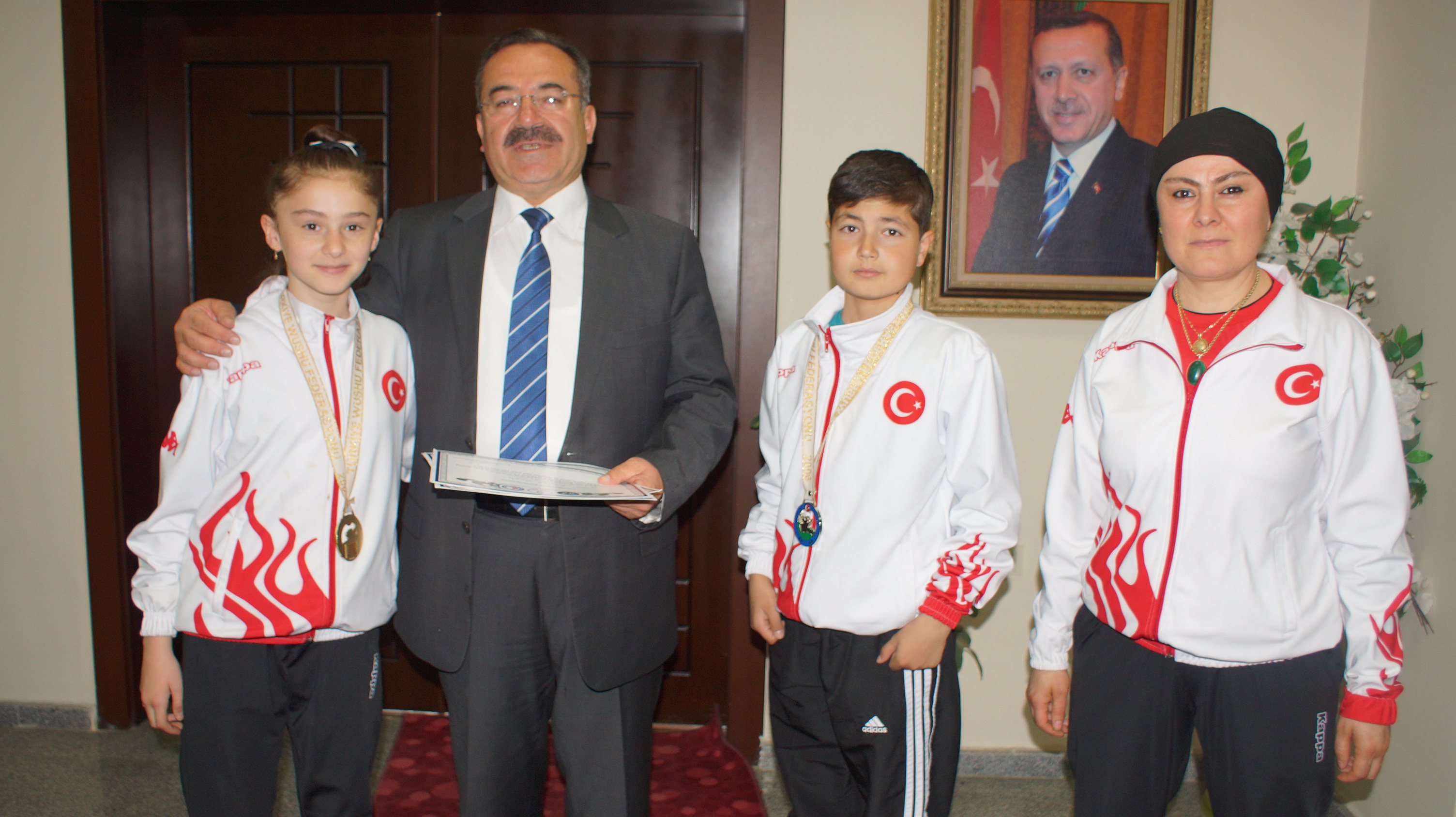 Sporculardan Başkan Başkan Acehan'a ziyaret