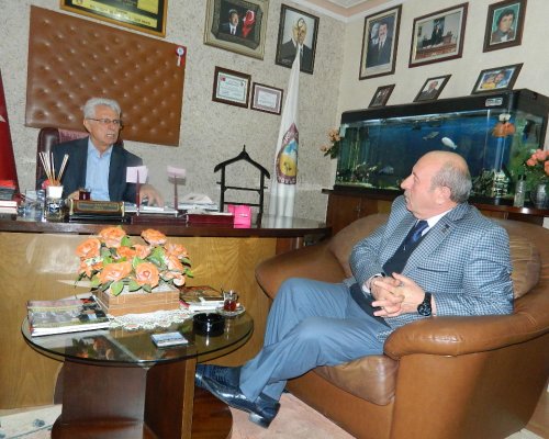 FEDERASYON BAŞKANI’NDAN ŞOFÖRLER ODASI’NA ZİYARET...