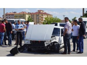 Trafik Kazası: 1 Yaralı