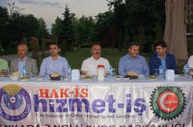 Belediye İşçileri İftarda Bir Araya Geldi