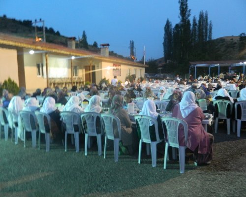 YUKARI ÇAVUNDUR DERNEĞİ’NDEN;  ŞEHİT AİLELERİ VE GAZİLERE İFTAR...