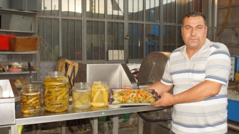 Çubuk Turşusu Sanayi Esnafına Gelir Kapısı Oldu