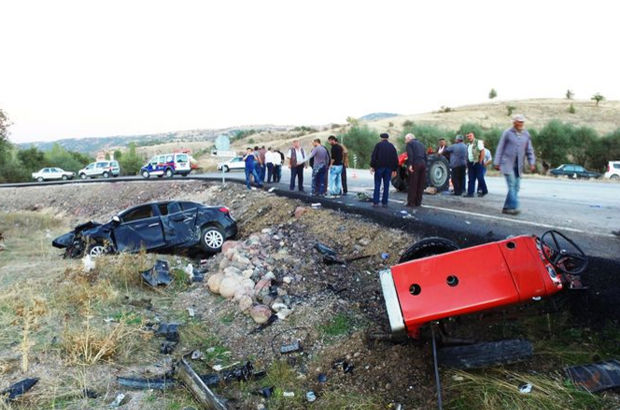 Belediye başkanının aracı kaza yaptı: 6 yaralı