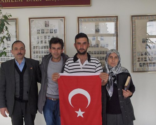 GÜNEYDOĞU GAZİSİ ADEM YÜCE’YE GEÇMİŞ OLSUN ZİYARETİ