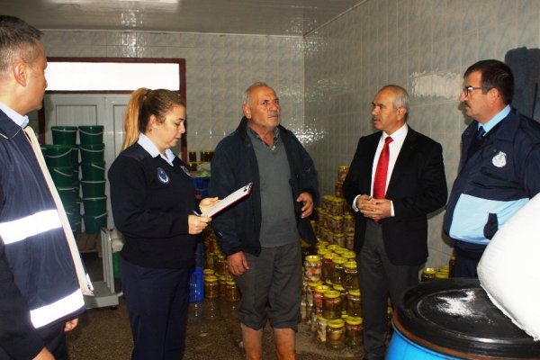 TURŞU İMALATHANELERİNE YÖNELİK DENETİM BAŞLADI