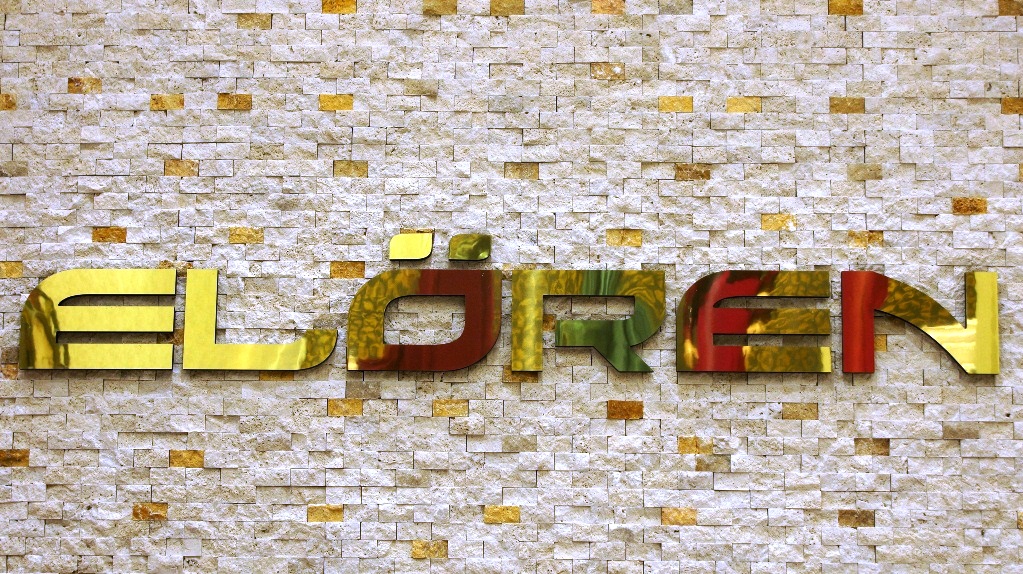 ELÖREN GİYİMDE BAYANLARA ÖZEL KIŞ SEZONU BAŞLADI