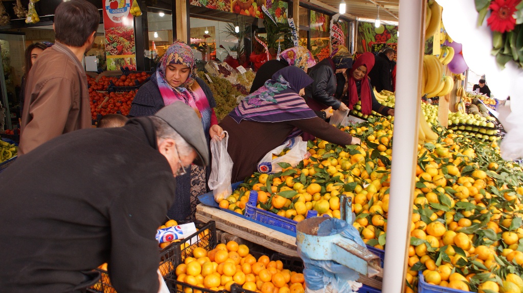 Gökçe Manav’da Hafta’da 2 Gün Halk Günü