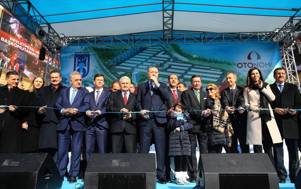 Avrupa'nın en büyük otomotiv merkezi Otonomi açıldı!