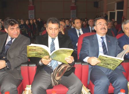 Çubuk'ta "Dilin Kadarsın Projesi" kapsamındaki dergiler tanıtıldı