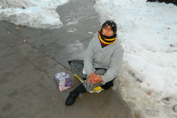 KENDİ FAKİRLERİMİZE KİM SAHİP ÇIKACAK?