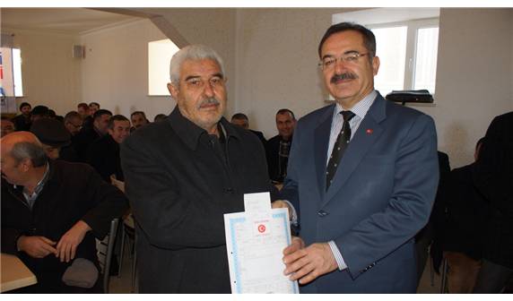 Çubuk'ta hak sahipleri tapularını aldı