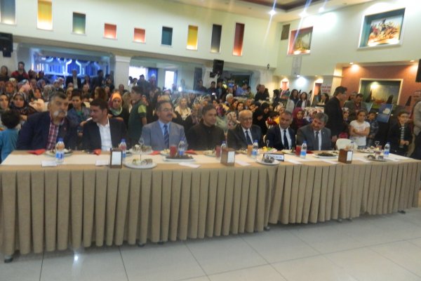 BEKİR YILMAZ’DAN RESİM SERGİSİ VE KEMAN KONSERİ...