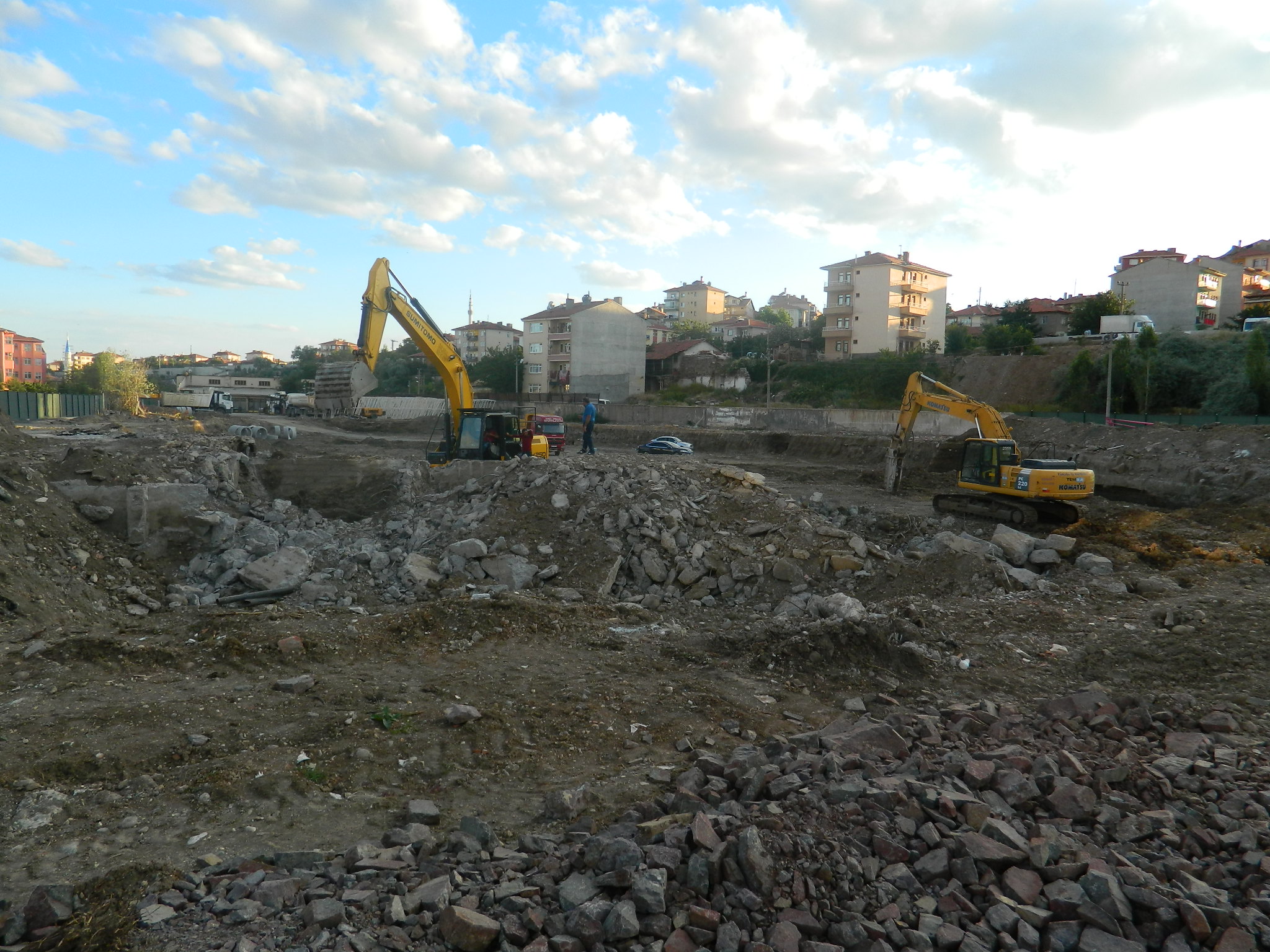 DERE YATAĞINA İNŞAAT YAPILIR MI?