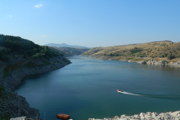 BARAJ ESKİ ÖZELLİĞİNİ KAYBEDİYOR...