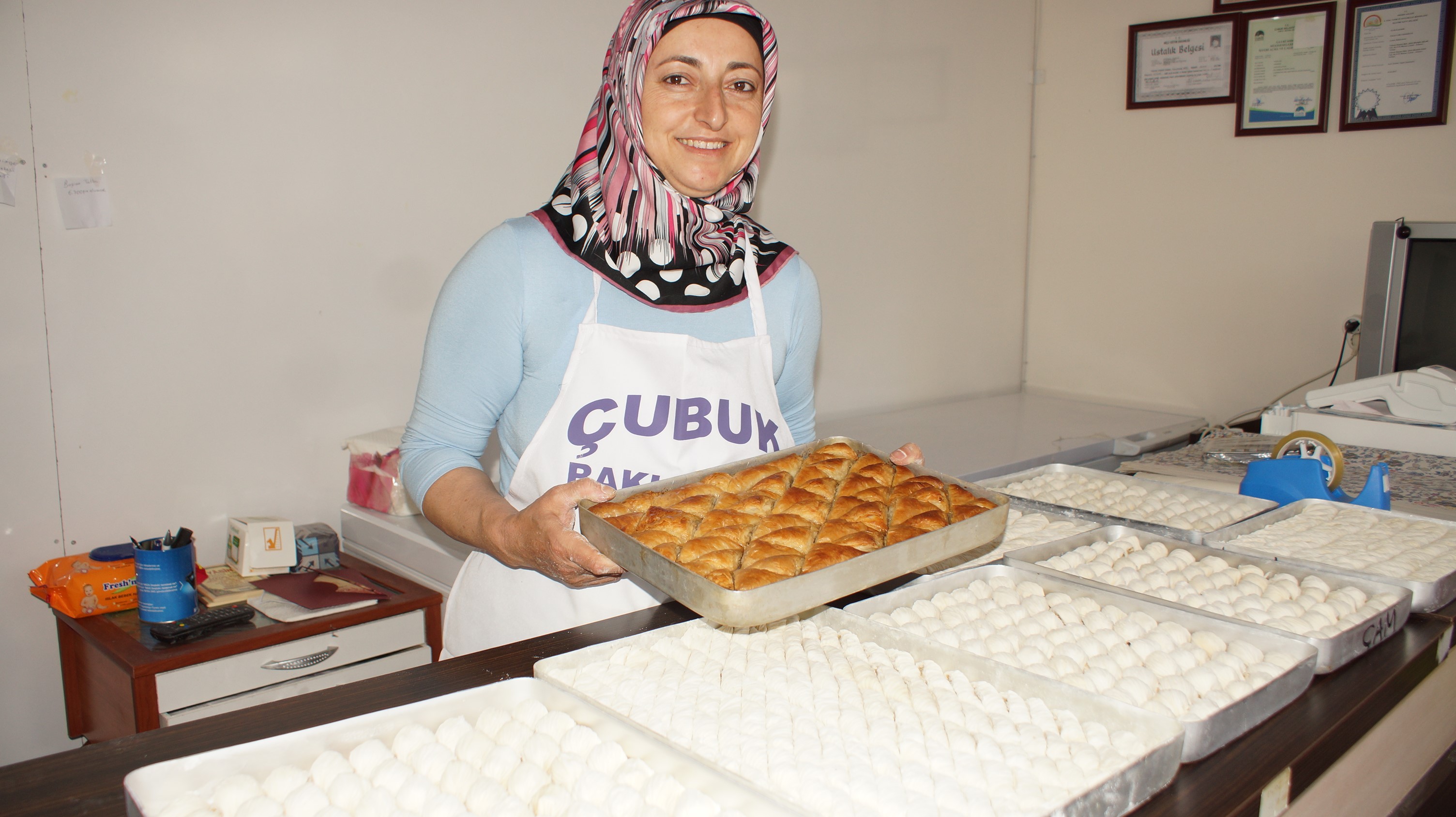 Bayramda Baklavalar Çubuk Baklavacısından
