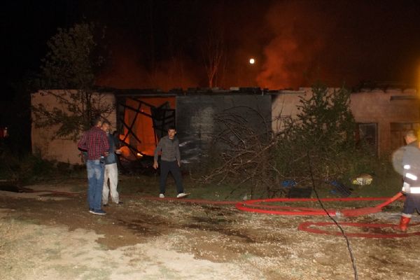 Çubuk'ta Depo Yangını