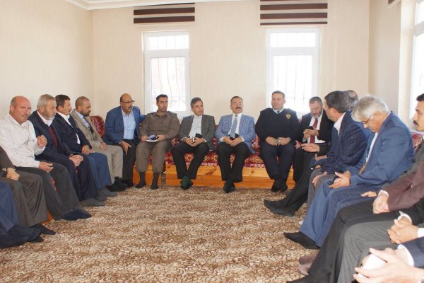 Kaymakam Çenet, Dumlupınarlıları dinledi