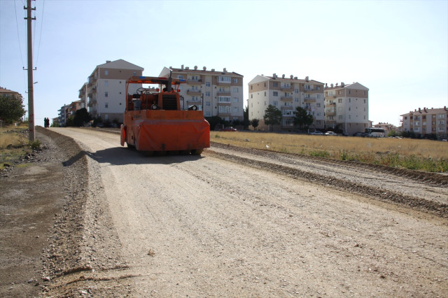 Çubuk’ta yol bakım ve onarım çalışması