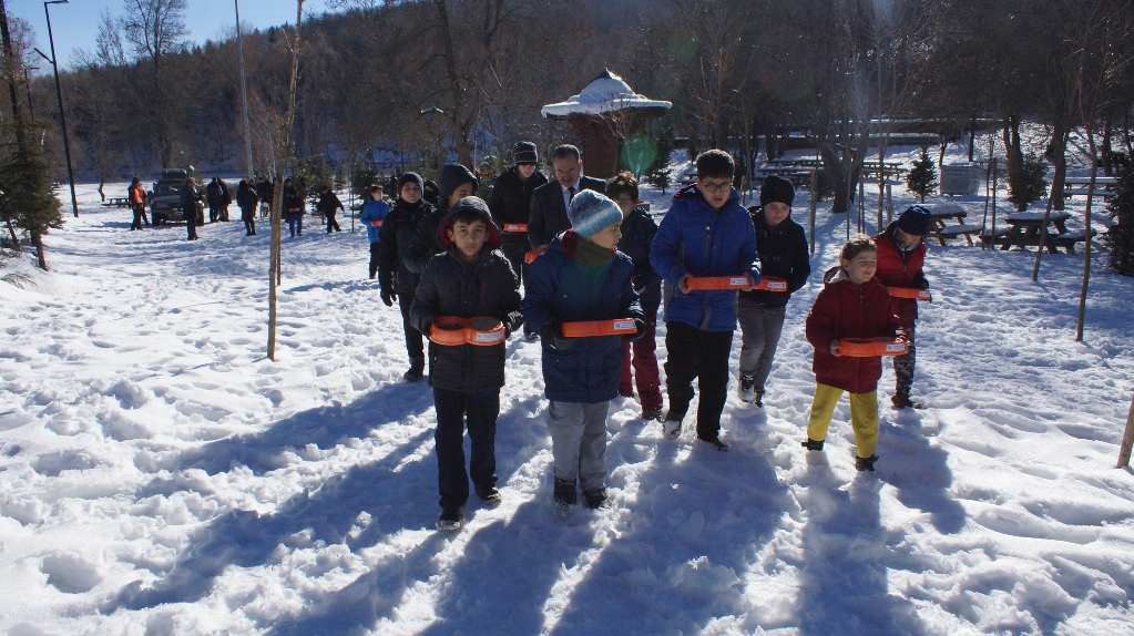 Yaban Hayvanları İçin Doğaya Yem Bırakıldı