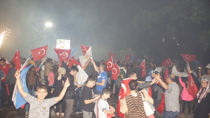 Erdoğan'ın Seçim Başarısı Kutlanıyor