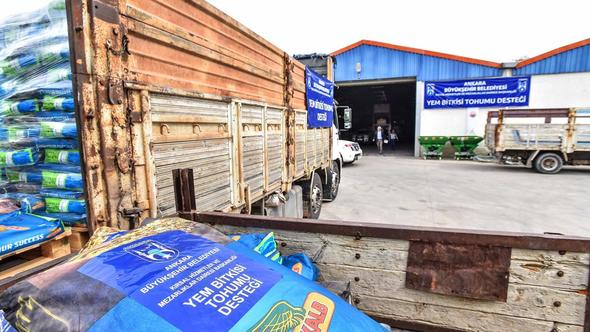 Bin 571 çiftçiye 370 ton tohum desteği
