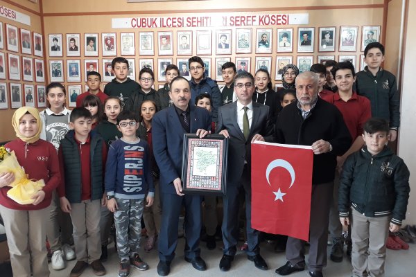 ÖĞRENCİLERDEN ÇUBUK TERÖR MAĞDURLARI DERNEĞİNE ZİYARET