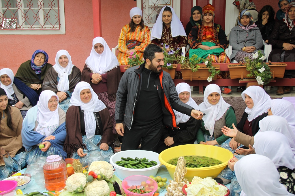 Geçmişe Bir Yolculuk Yapalım İstedik