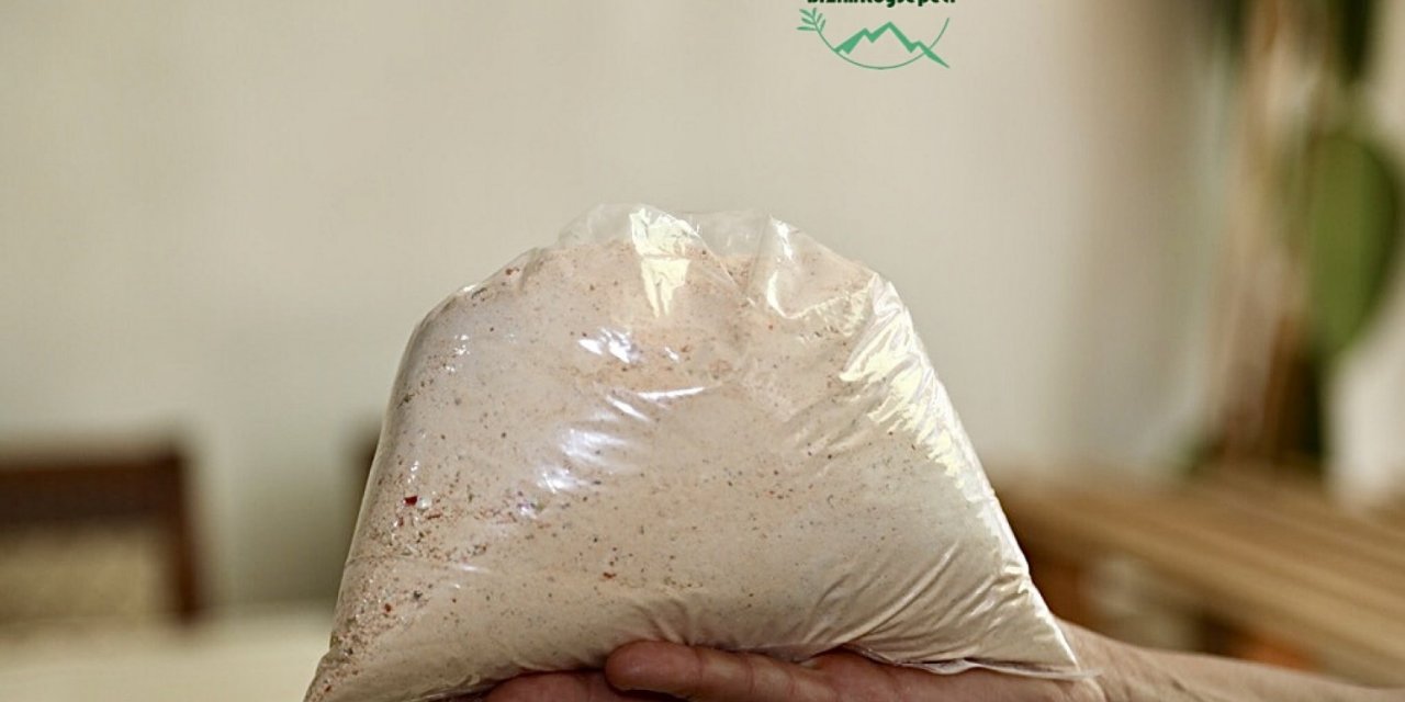 Meşhur Bizim Köy Tarhanası Nasıl Yapılır?