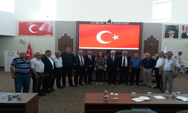 ÇUBUK MUHTARLAR DERNEĞİ KONGRESİ’NDE SADIK CAN 3. KEZ BAŞKAN SEÇİLDİ...