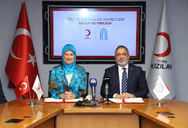 AYBÜ ve Kızılay’dan “Gülümse Projesi” İçin İş Birliği Protokolü