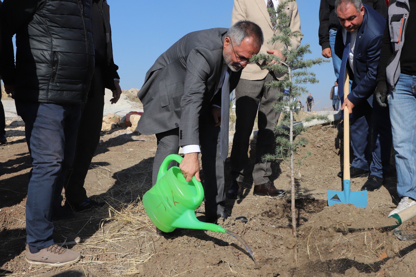 AYBÜ’de 11 Kasım Milli Ağaçlandırma Günü: “Bir Fidan, Bir Nefes”