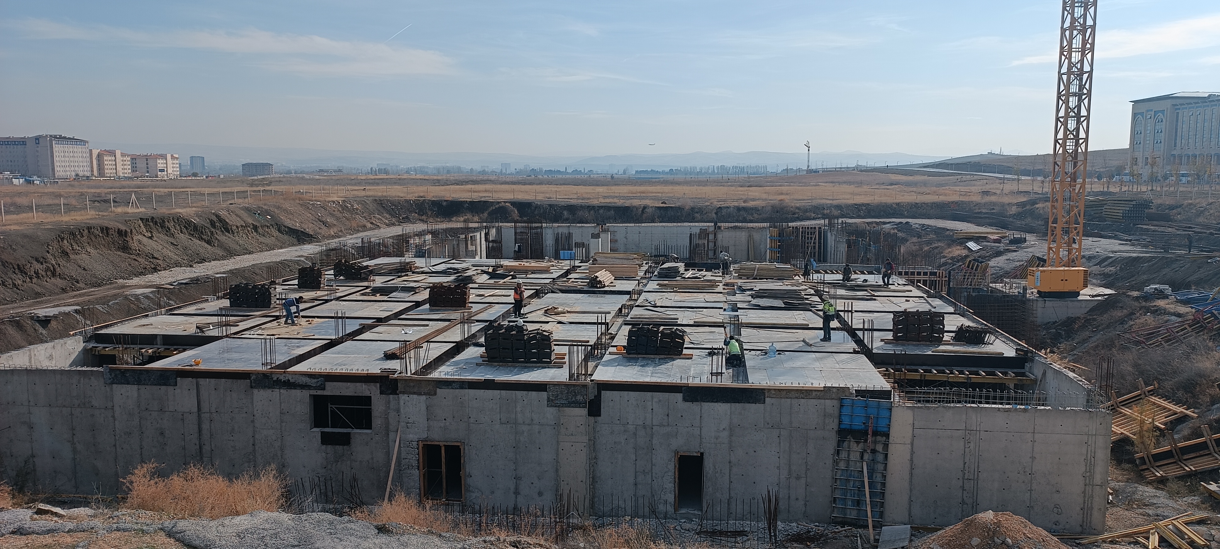 AYBÜ Külliye Camii ve Kültür Merkezi İnşaatı Hız Kesmiyor