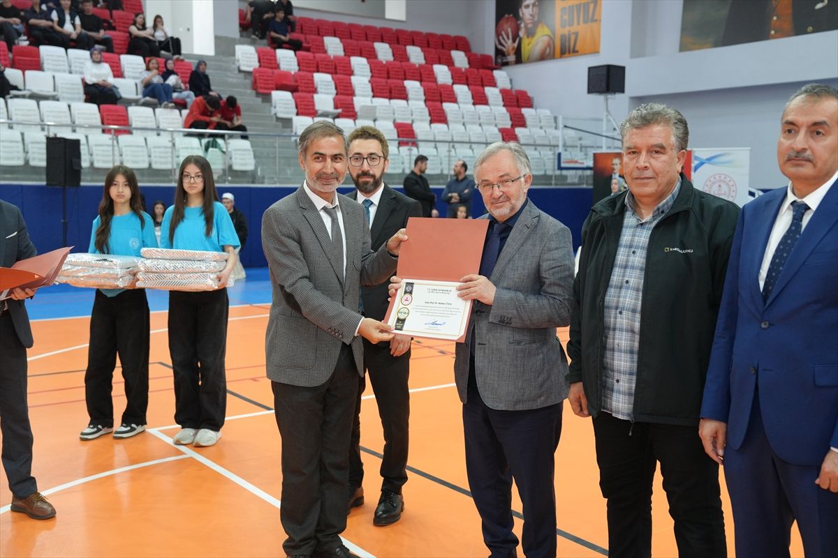 Çubuk'ta "Liseler Arası Kur'an-ı Kerim Meali Bilgi Yarışması" düzenlendi