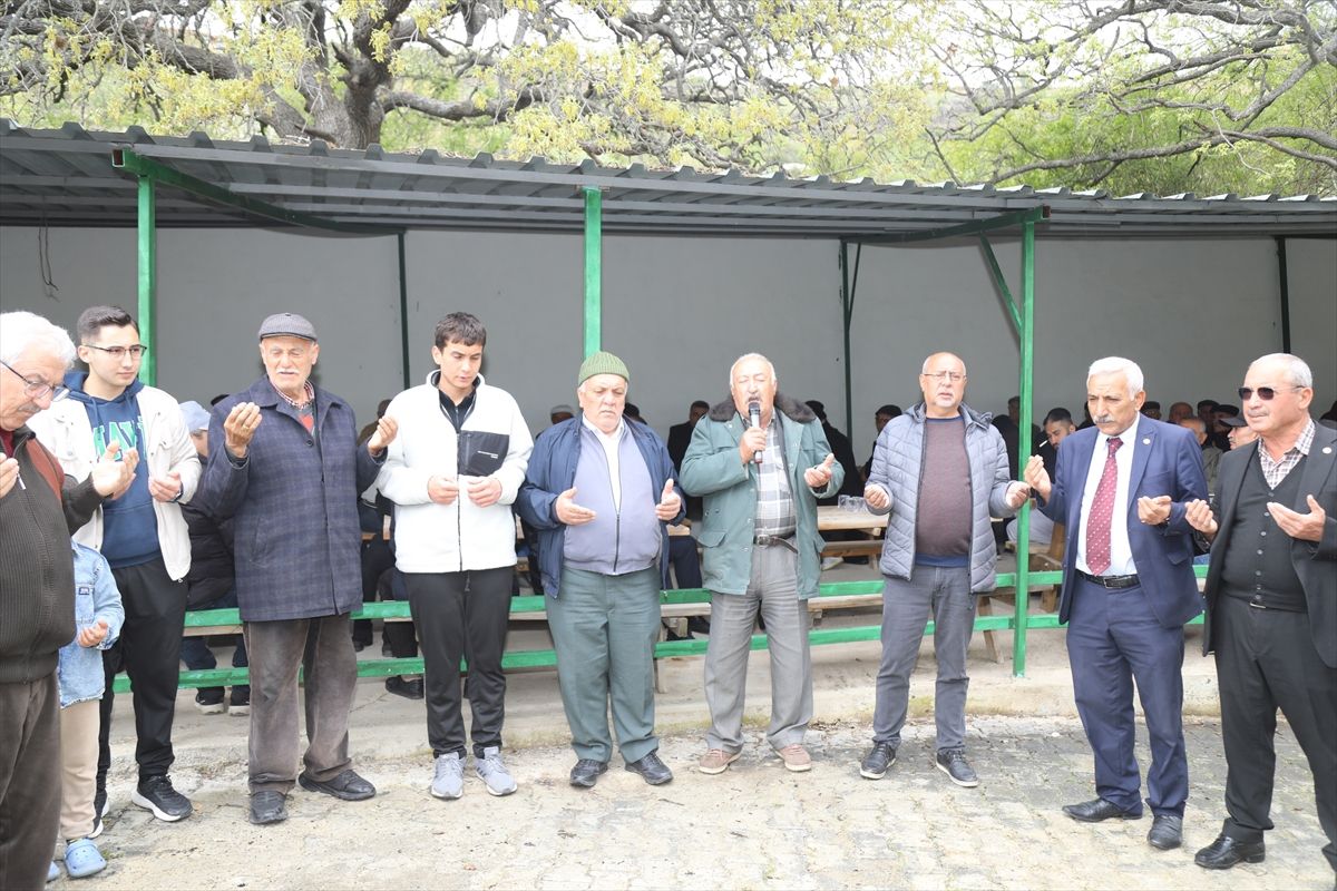 Çubuk'ta üreticiler şükür duası yaptı