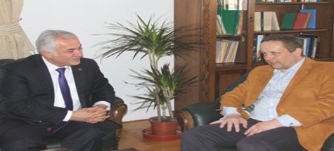 KENDİMİ EVİMDE GİBİ HİSSEDİYORUM