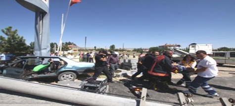 Trafik Kazası 1 Ölü 1 Ağır Yaralı