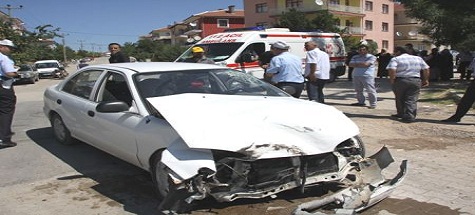 Çubuk'ta Trafik Kazası: 3 Yaralı