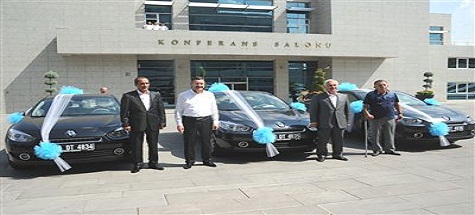 Bala, Çubuk ve Güdül Belediyelerine Makam Aracı