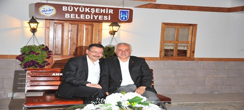 BÜYÜKŞEHİRDEN İFTARA DAVET