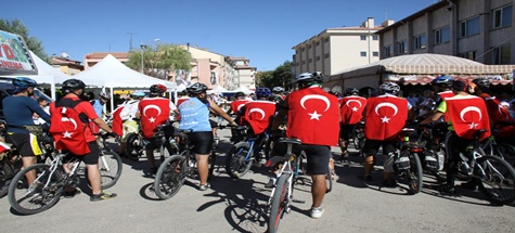 Bisiklet Gönüllüleri, Çubuk’ta Şehitlere Saygı Turu Yaptı