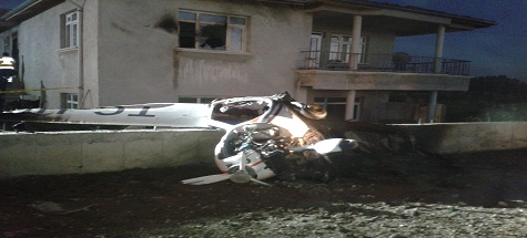 ESENBOĞADA EĞİTİM UÇAĞI DÜŞTÜ