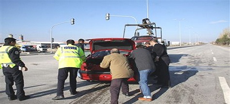Çubuk'ta Trafik Kazası: 2 Yaralı