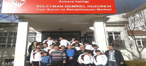 Çubuklu Sporcular Yaşlıları Unutmadı