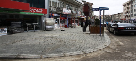 KALDIRIMLAR ENGELLİLER İÇİN DÜZENLENİYOR