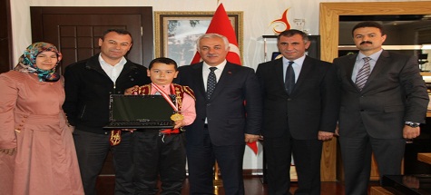 Çubuklu Öğrenci Matematik Olimpiyatlarında Türkiye birincisi oldu