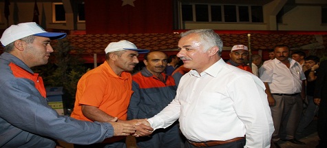 Özden, 1 Mayıs İşçi Bayramını Kutladı