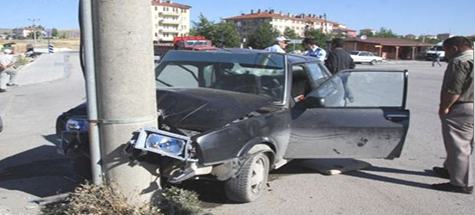 Çubuk'ta trafik kazası: 2 Yaralı