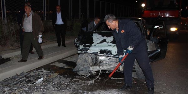 Otomobil halk otobüsüne çarptı: 1 yaralı