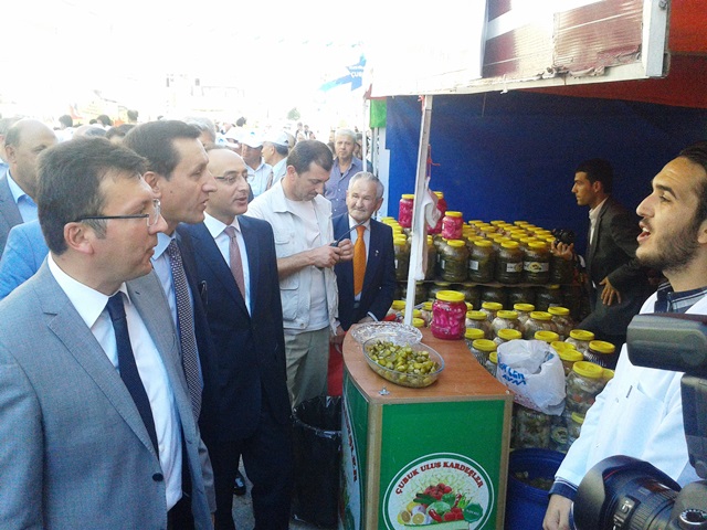 ULUSAL TELEVİZYONLARDA TURŞU FESTİVALİ